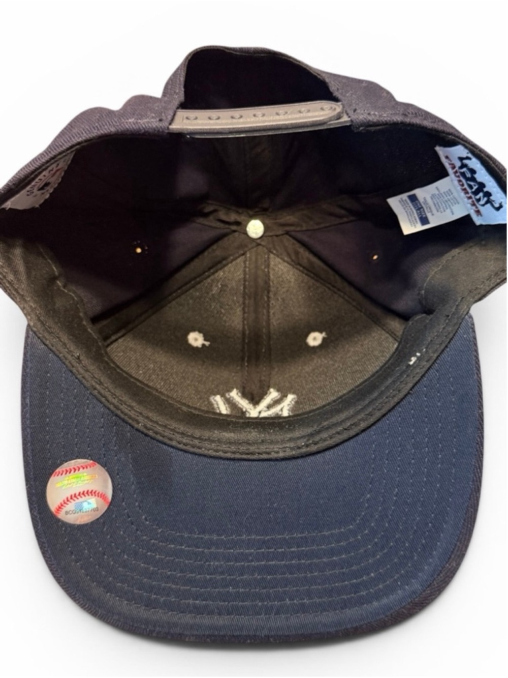 Fan Favorite New York Yankees Snapback Hat Black Cream One Size - Picture 8 of 10